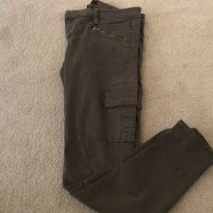 Olive green cargo pants. Sanctuary brand